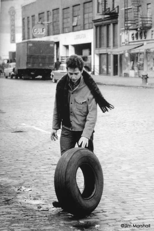 Bob Dylan tire