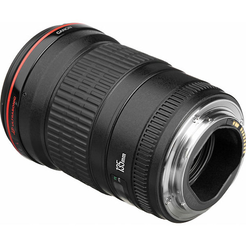 EF 135mm f/2.0L USM Autofocus Lens Image 2