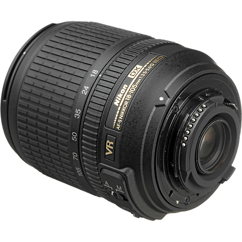18-105mm f/3.5-5.6G ED VR AF-S DX Nikkor Autofocus Lens Image 2
