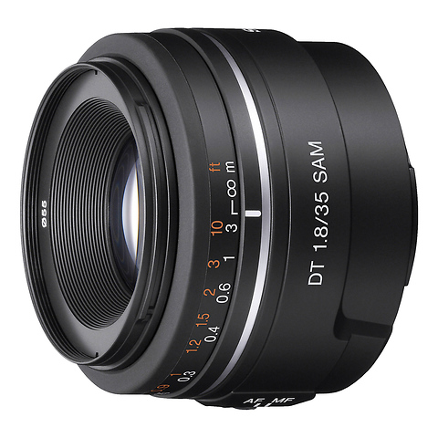 DT 35mm f/1.8 SAM Lens Image 0
