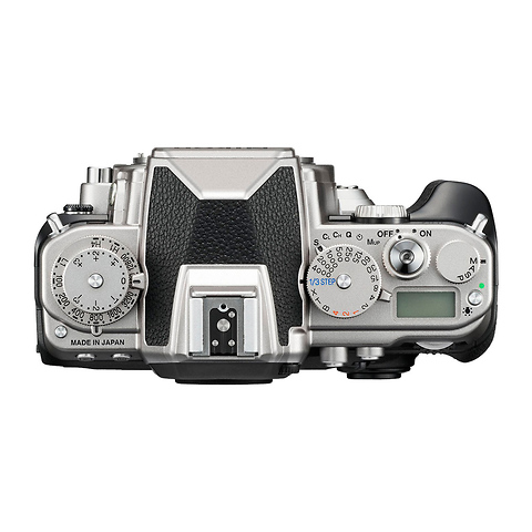Df Digital SLR Camera with 50mm f/1.8 Lens (Silver) Image 4