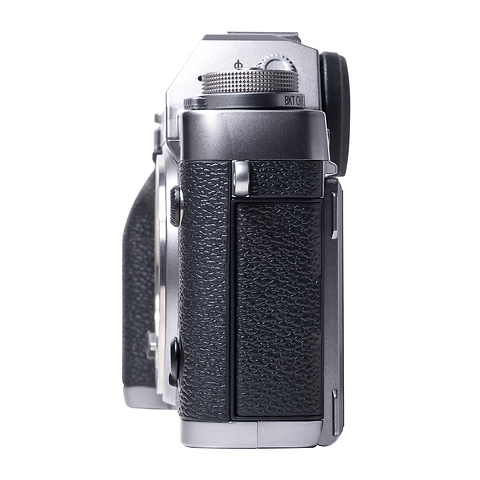 X-T1 Mirrorless Digital Camera Body Only (Graphite Silver) Image 3