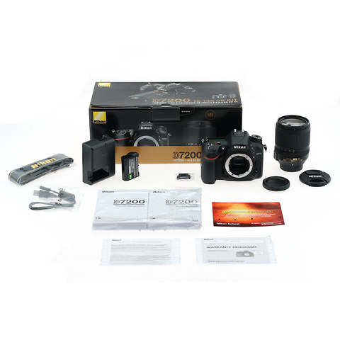 D7200 w/AF-S DX NIKKOR 18-140mm f3.5-5.6G ED VR Lens - Open Box Image 3