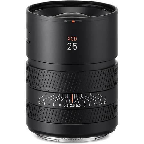 XCD 25mm f/2.5 V Lens Image 2
