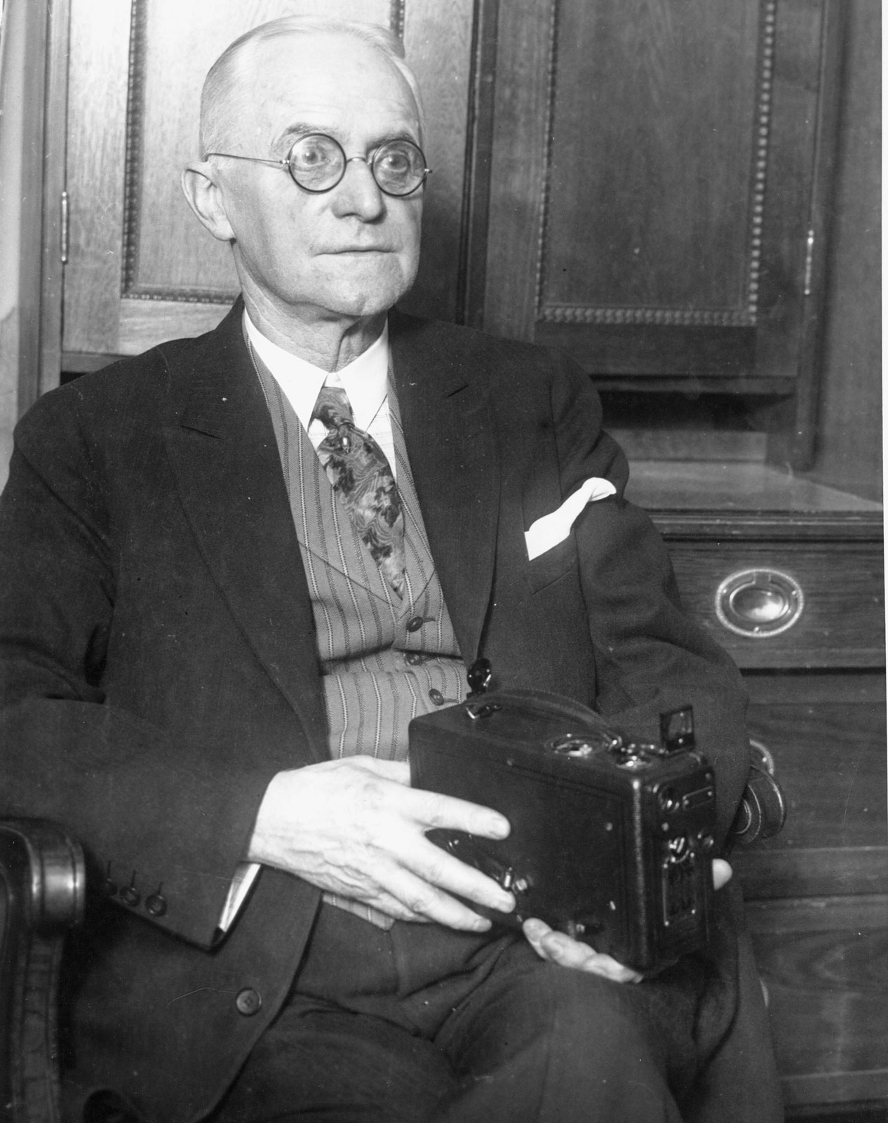 GEORGE EASTMAN: The Father of Kodak