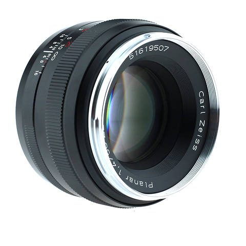 Planar T* 50mm f/1.4 ZE Lens for Canon EF - Pre-Owned Image 2