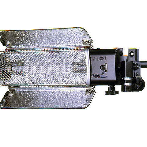 Tota-Light 750 Watt Tungsten Flood Light Image 0