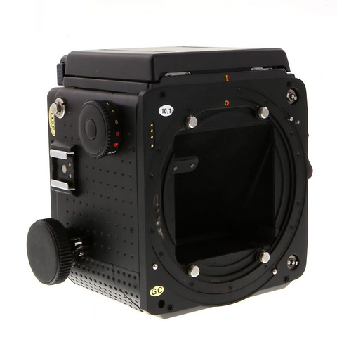 RZ67 Medium Format Film Camera Body - Pre-Owned Image 1