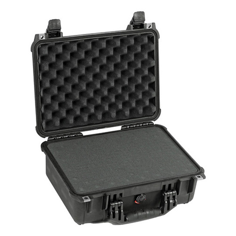 1450 Medium Watertight Hard Case - Black Image 0