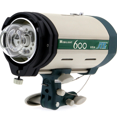 Mobilight DC-600 Battery Operated Monolight Strobe Kit Image 1