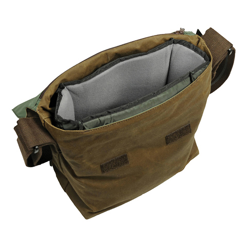 F-831 Small Photo Courier Bag (Brown RuggedWear) Image 3