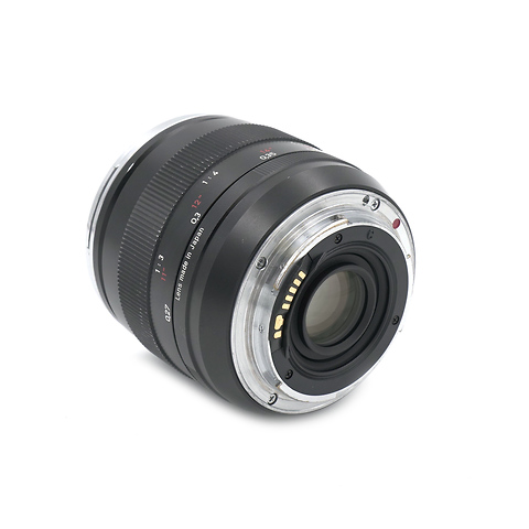 50mm f/2.0 ZE T* Makro-Planar for Canon - Pre-Owned Image 1