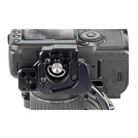 Rapid Fire Bottom Tripod QR Plate for RF-PRO Image 1