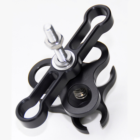 Ultralight AC-TRI Tripod Clamp Image 0