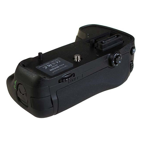 Vertical Control Power Grip for Nikon D7100 Image 0