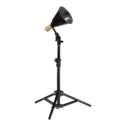 3-Light Umbrellas Portrait Kit Image 6