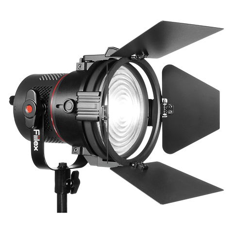 P2Q Convers Kit With 5 In. Fresnel/Barndoor Image 3