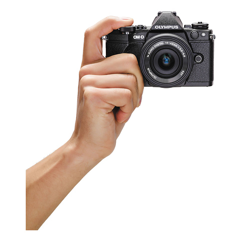 OM-D E-M5 Mark II Micro Four Thirds Digital Camera Body (Black) Image 5