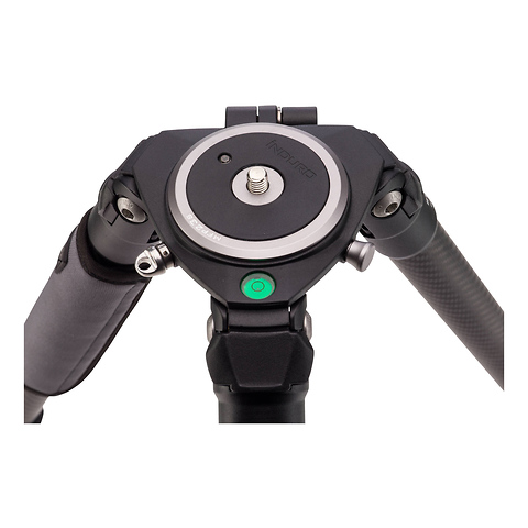 GIT304L Grand Series 3 Stealth Carbon Fiber Tripod Image 3
