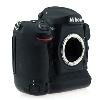 pre owned dslr camera