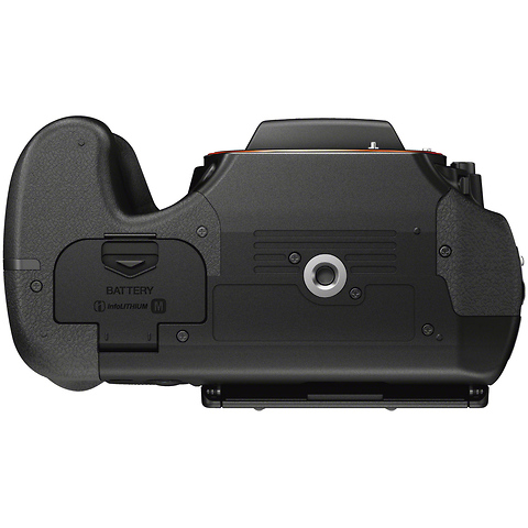 Alpha a68 Digital SLR Camera with DT 18-55mm f/3.5-5.6 SAM II Lens Image 5