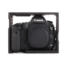 D/Cage Bundle for Canon 5D Mark III Camera Image 0