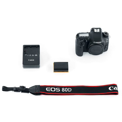 EOS 80D Digital SLR Camera Body Image 8