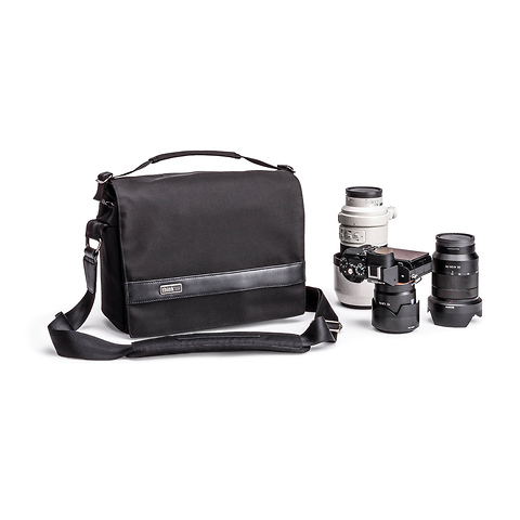 Urban Approach 10 Shoulder Bag for Mirrorless Cameras (Black) Image 4