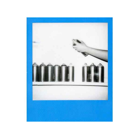 B&W Instant Film for 600 (Hard Color Frame, 8 Exposures) Image 2