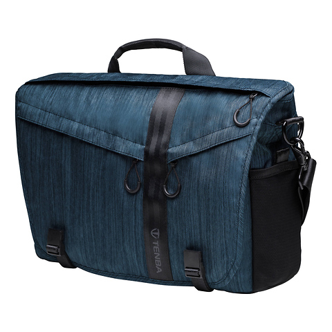 DNA 15 Slim Messenger Bag (Cobalt) Image 1