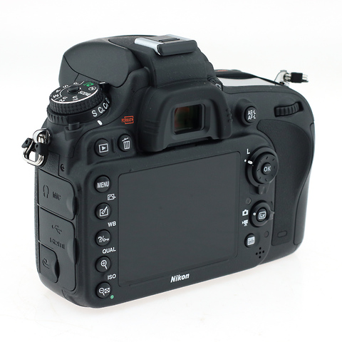 D610 DSLR Camera w/NIKKOR 28-300mm f3.5-5.6G ED VR Lens - Open Box Image 2
