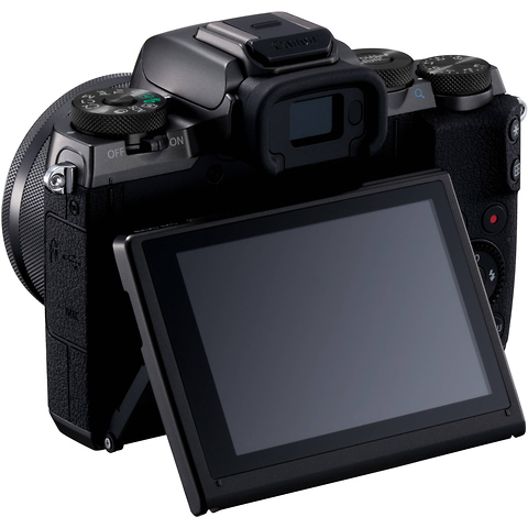 EOS M5 Mirrorless Digital Camera with 15-45mm Lens Image 9