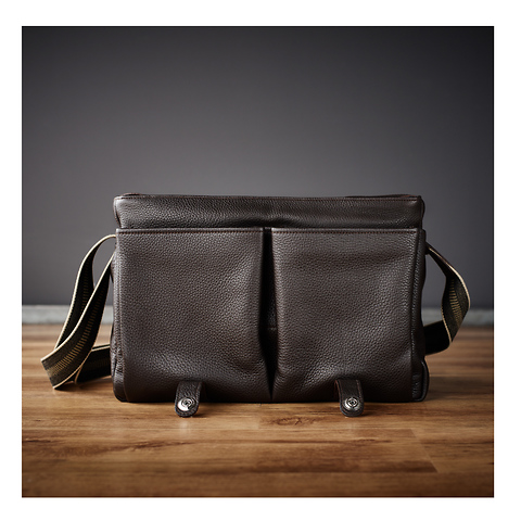 William Messenger Bag (Cowhide Dark Brown) Image 3