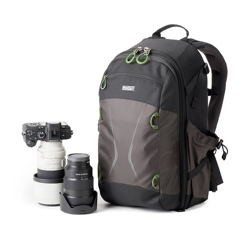 TrailScape 18L Backpack (Charcoal) Image 5