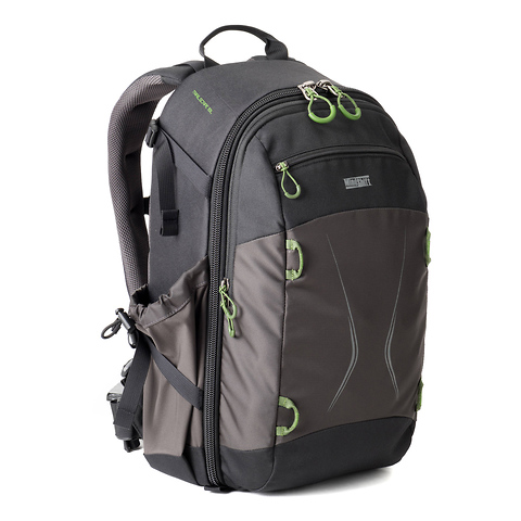 TrailScape 18L Backpack (Charcoal) Image 1