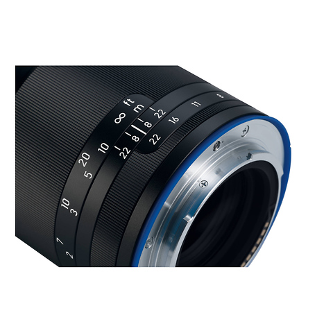 Loxia 85mm f/2.4 Lens for Sony E Mount Image 6