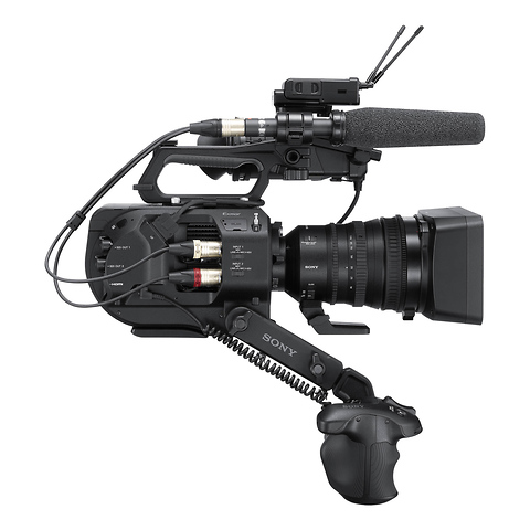 PXW-FS7M2 XDCAM Super 35 Camera System Image 7