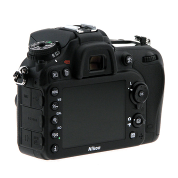 D7100 Digital SLR Camera Body - Pre-Owned