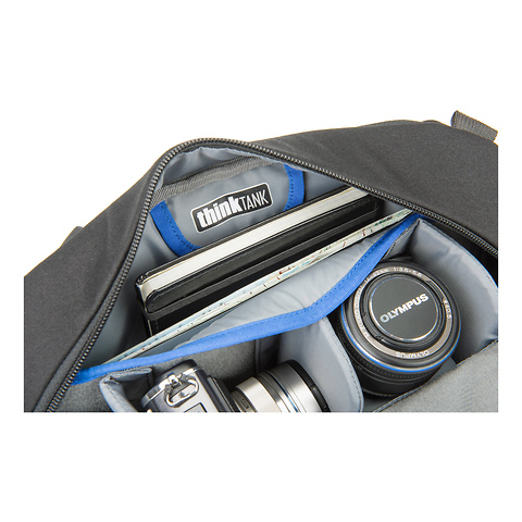 TurnStyle 20 V2.0 Sling Camera Bag (Charcoal) Image 5