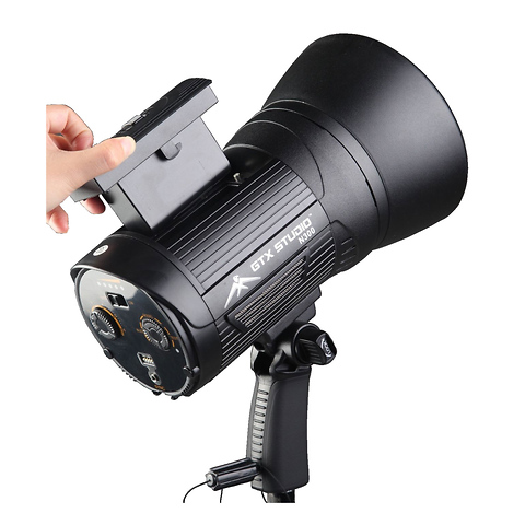 300 W/S Portable Flash with Battery and Charger Image 2