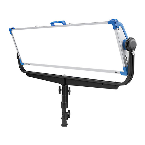 SkyPanel S120-C LED Softlight (Blue/Silver, Manual Yoke) Image 2