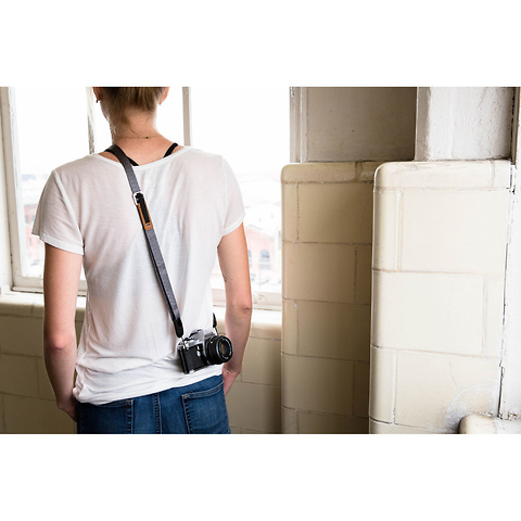 Leash Camera Strap (Ash) Image 11