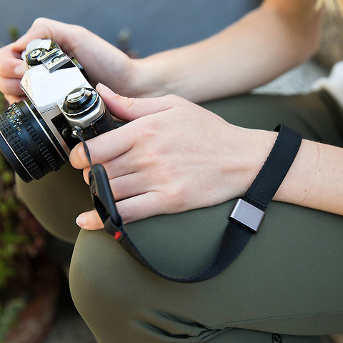 Peak Design Cuff CF-BL-3 – Cinturino Da Polso Ultraleggero In Nylon Con Anchor Link Per Fotocamera