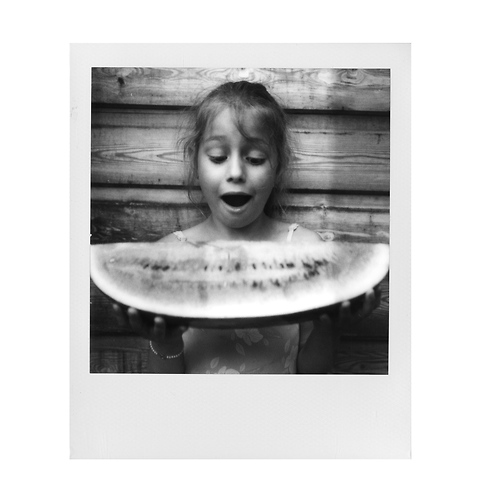 Black & White 600 Instant Film (8 Exposures) Image 2