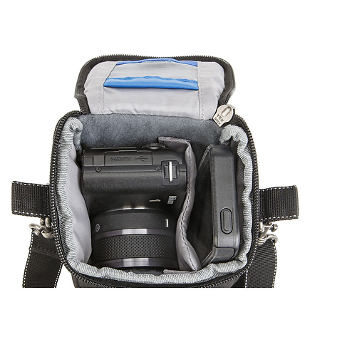 Mirrorless Mover 5 Camera Bag (Pewter) Image 3