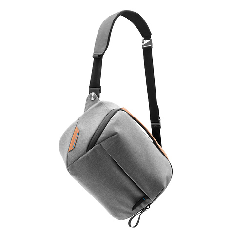 Everyday Sling (5L, Ash) Image 1