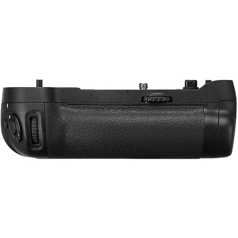 MB-D17 Multi Power Battery Pack w/MS-D12EN for D500 - Pre-Owned Image 0