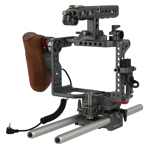 ES-T37A GH5 Handheld Camera Cage Rig with Wooden Handgrip Image 3