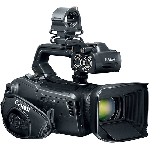 XF400 Professional 4K Camcorder Image 4