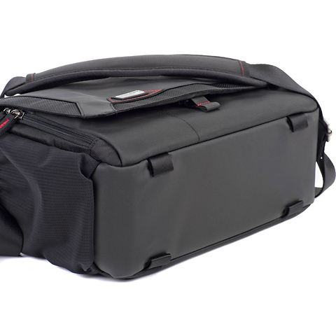 Spectral 8 Camera Shoulder Bag (Black) Image 4